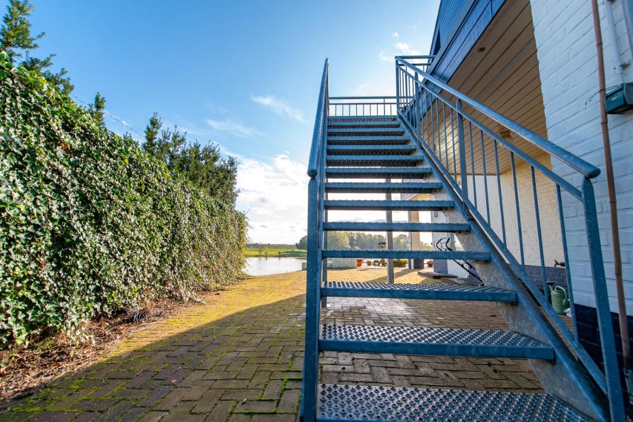 Vakantie Aan De Maas Broekhuizen  Экстерьер фото