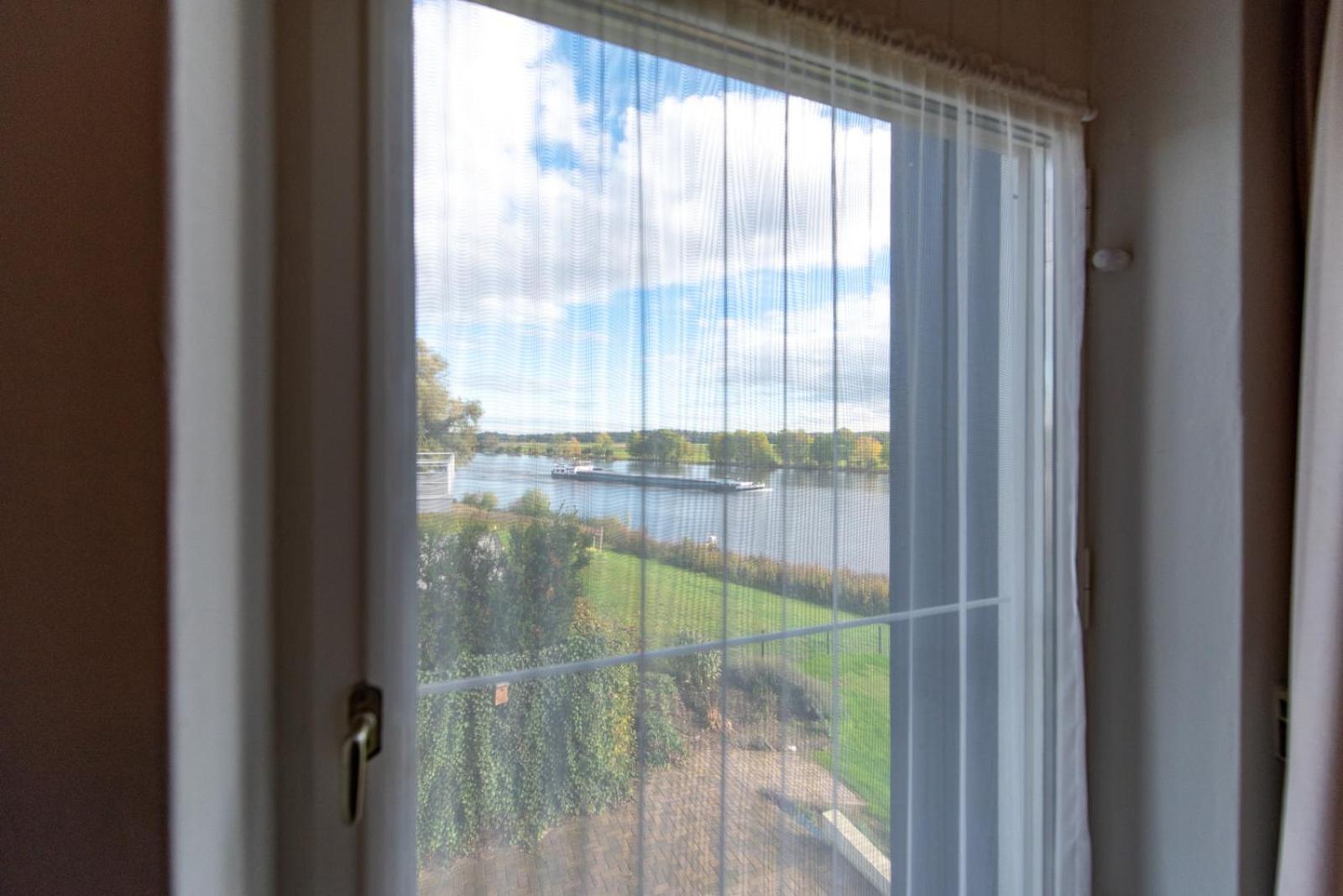 Vakantie Aan De Maas Broekhuizen  Экстерьер фото